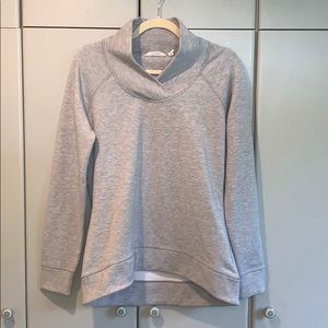 ATHLETA Pullover!